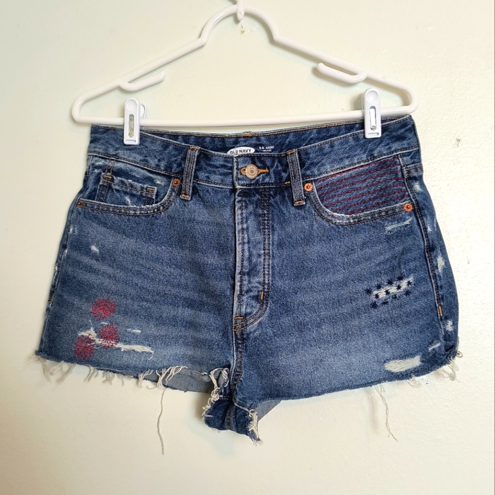 Old Navy O.G 8 Shorts High Rise Distressed Frayed Hem
